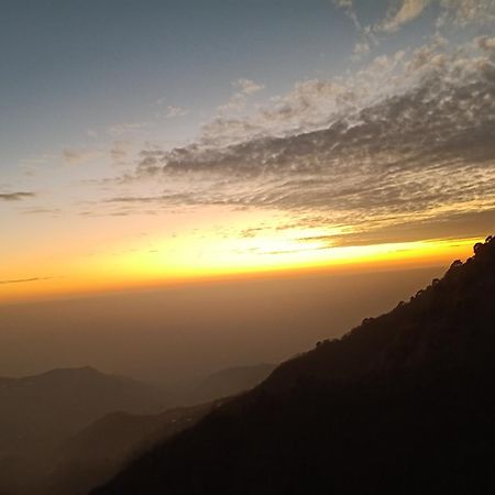 Humble Stay Villa Kasauli Buitenkant foto