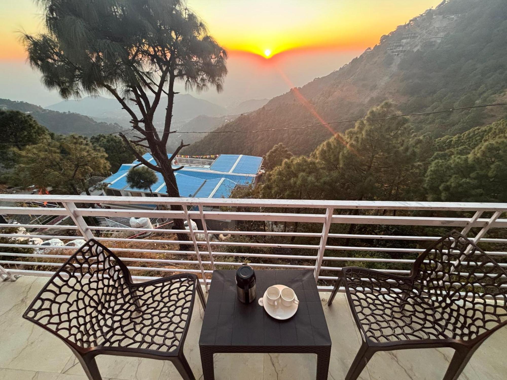 Humble Stay Villa Kasauli Buitenkant foto
